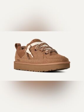 UGG Sneakers